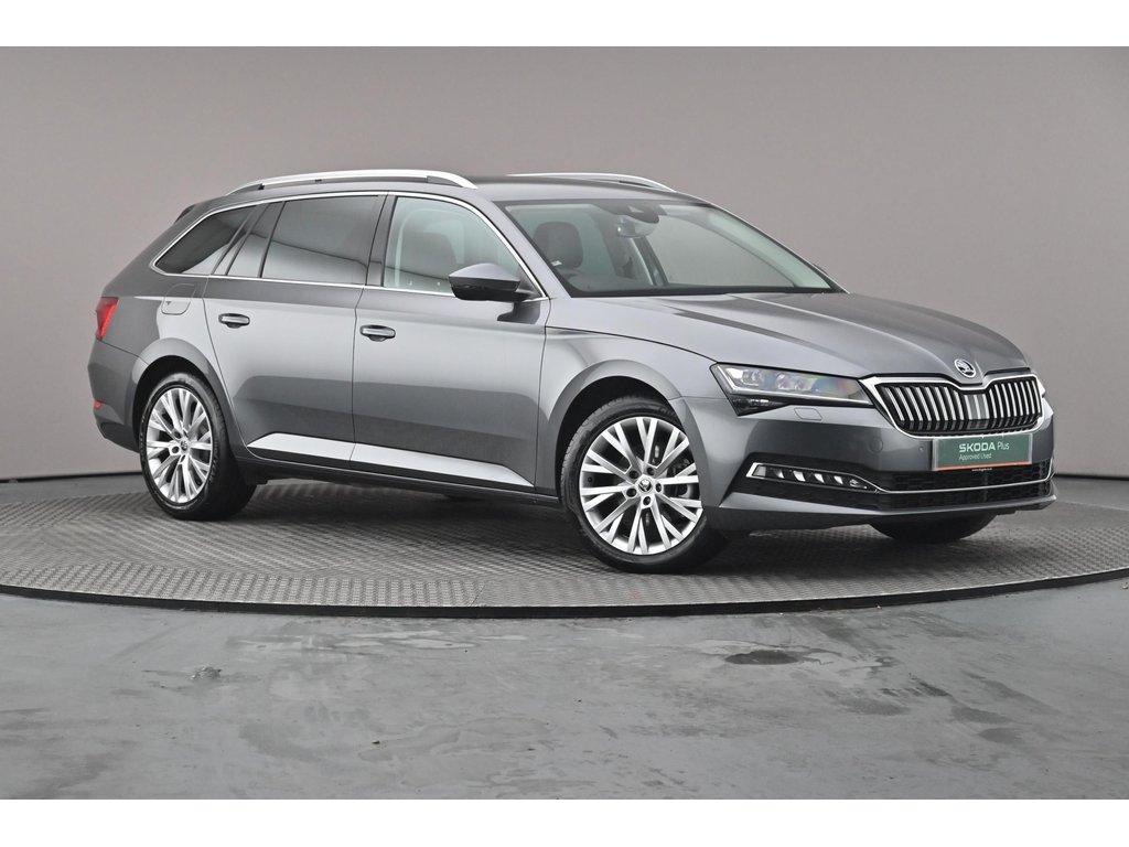 Main listing image - Skoda Superb Estate