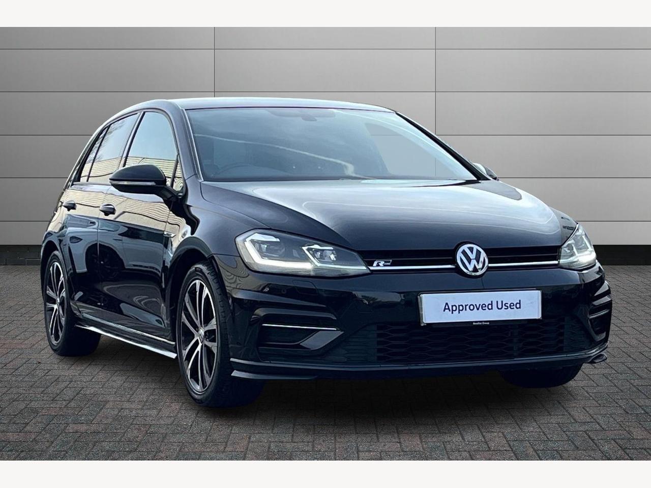 Main listing image - Volkswagen Golf