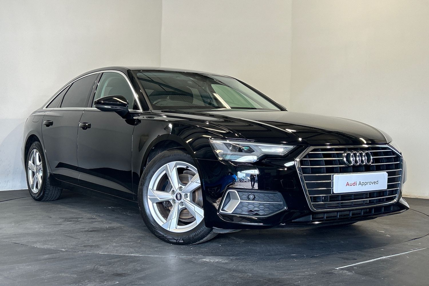 Main listing image - Audi A6