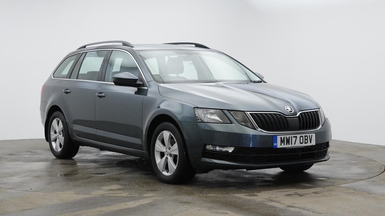 Main listing image - Skoda Octavia Estate