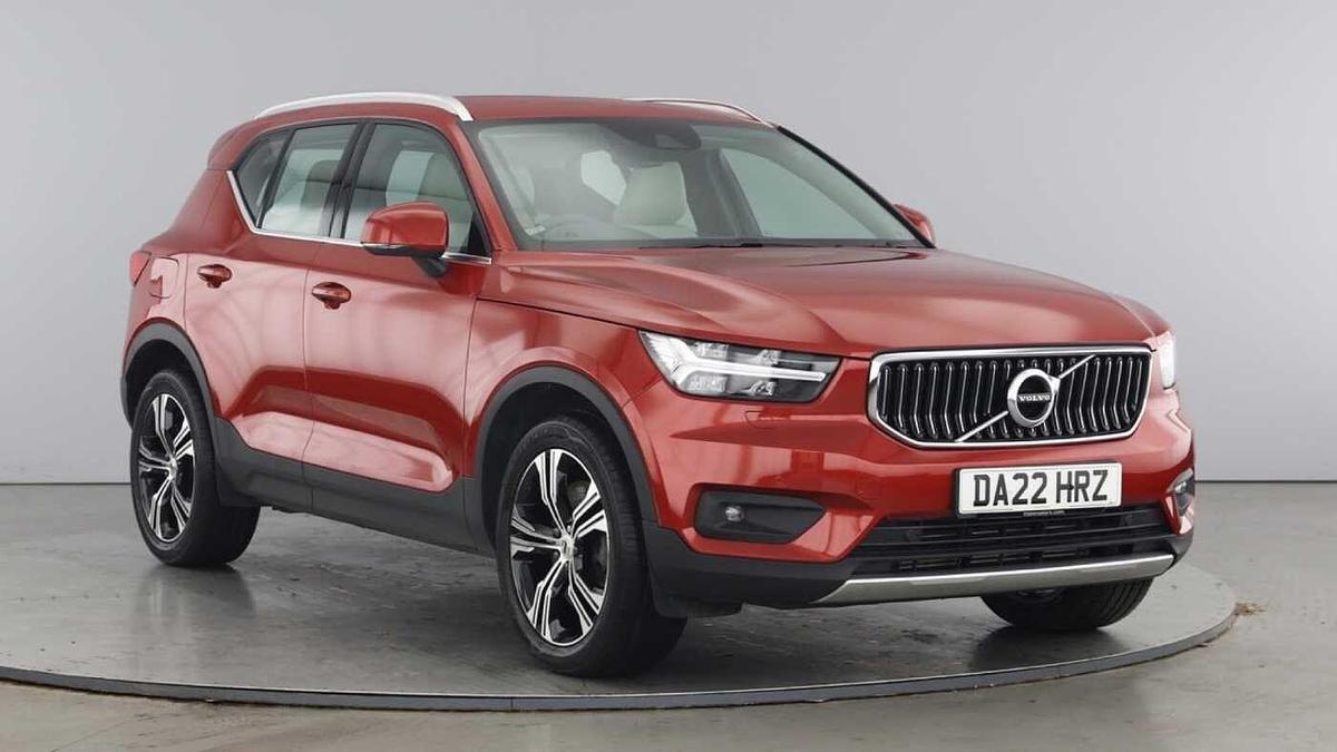 Main listing image - Volvo XC40 Recharge