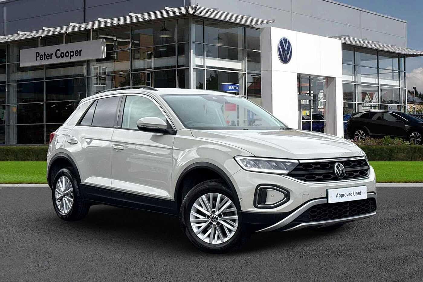 Main listing image - Volkswagen T-Roc