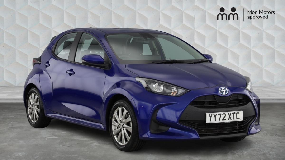 Main listing image - Toyota Yaris