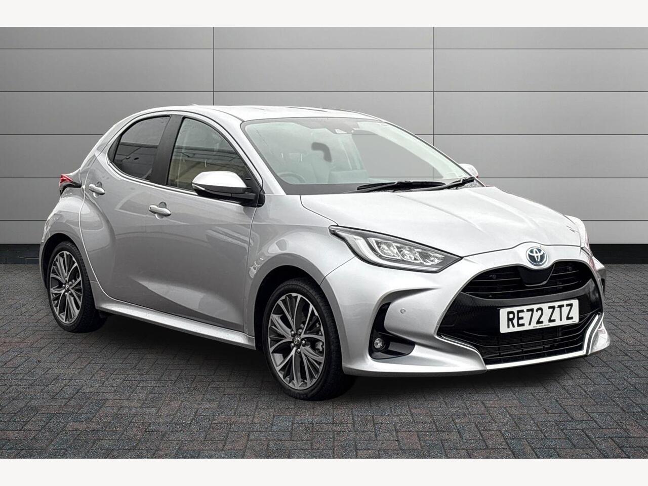 Main listing image - Toyota Yaris