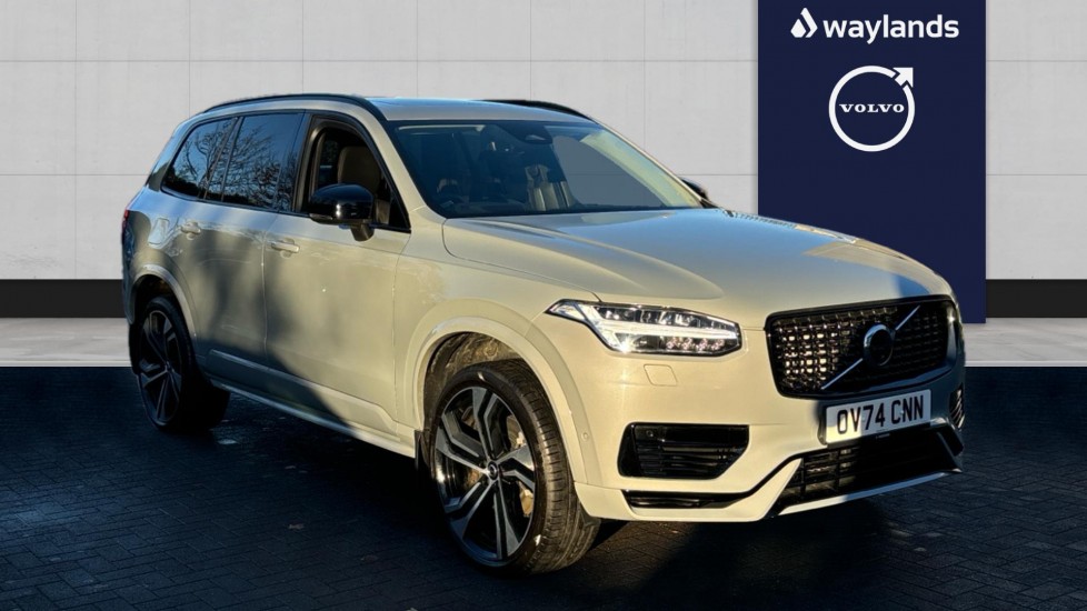 Main listing image - Volvo XC90