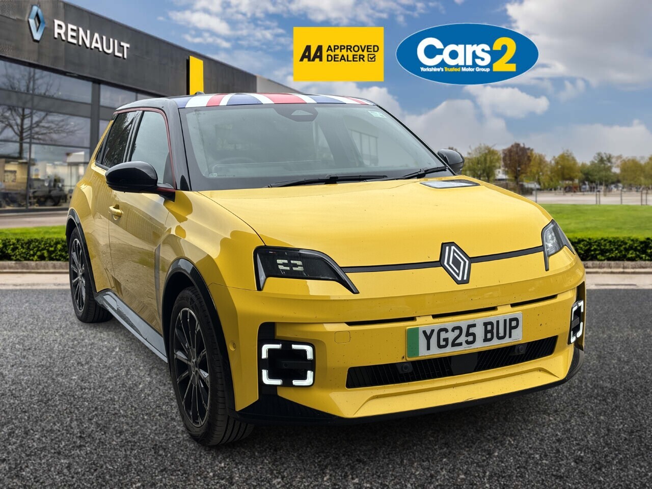 Main listing image - Renault 5