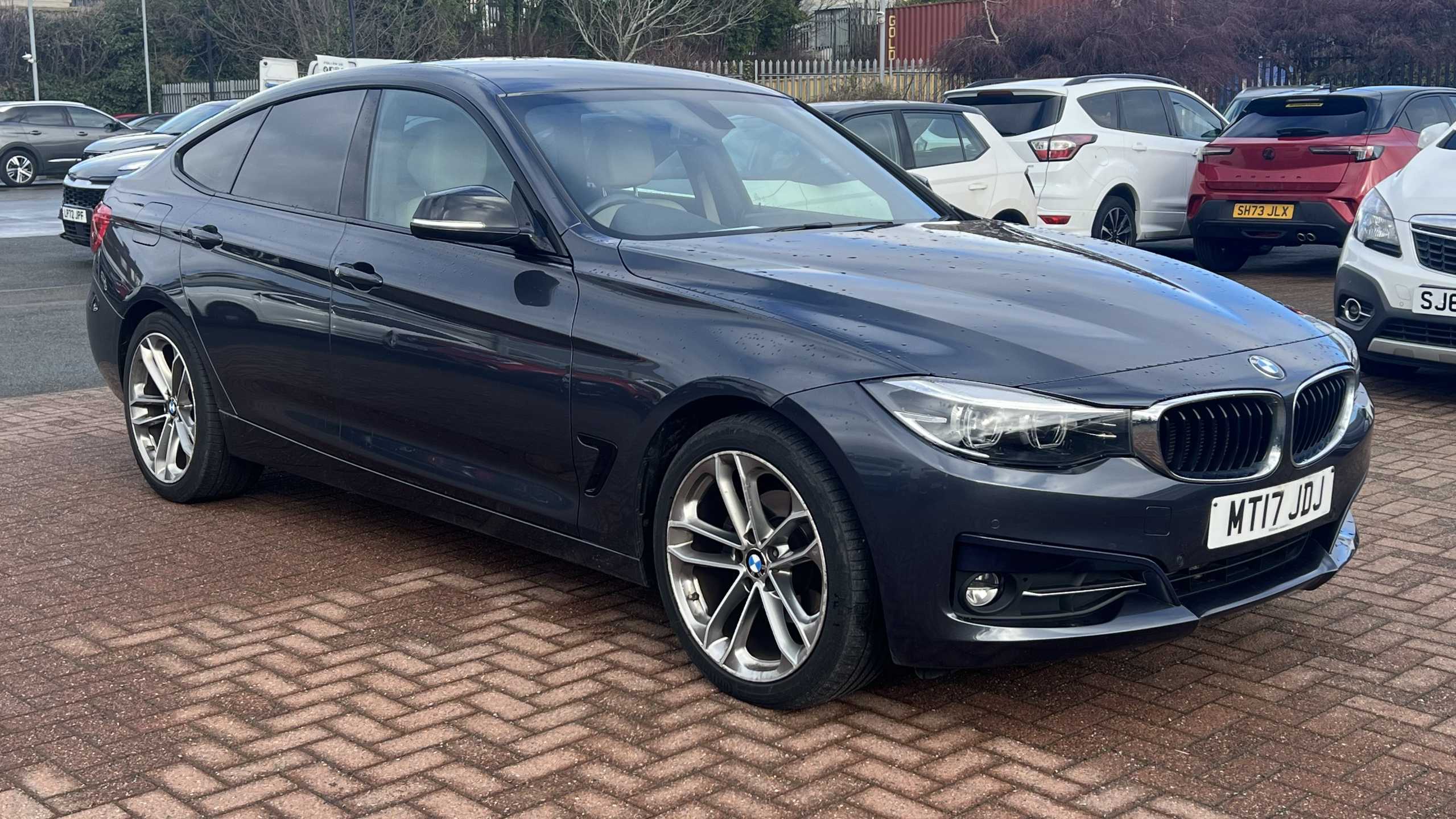 Main listing image - BMW 3 Series GT