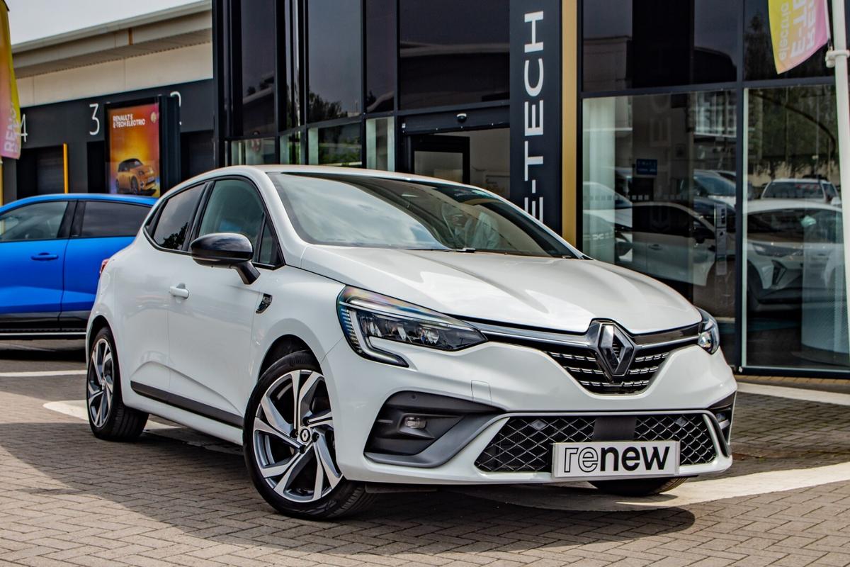 Main listing image - Renault Clio