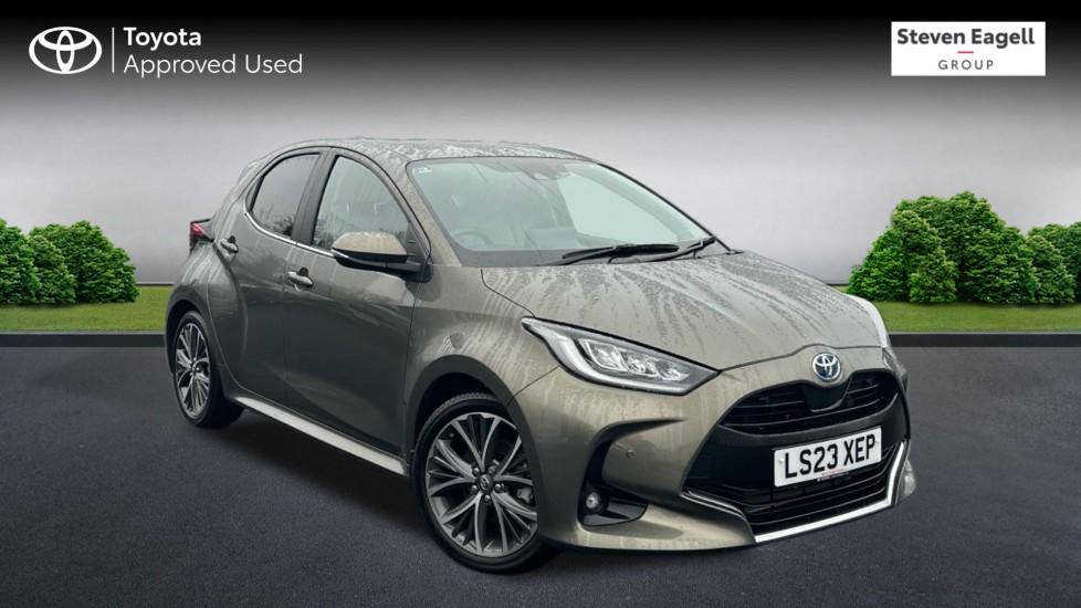 Main listing image - Toyota Yaris