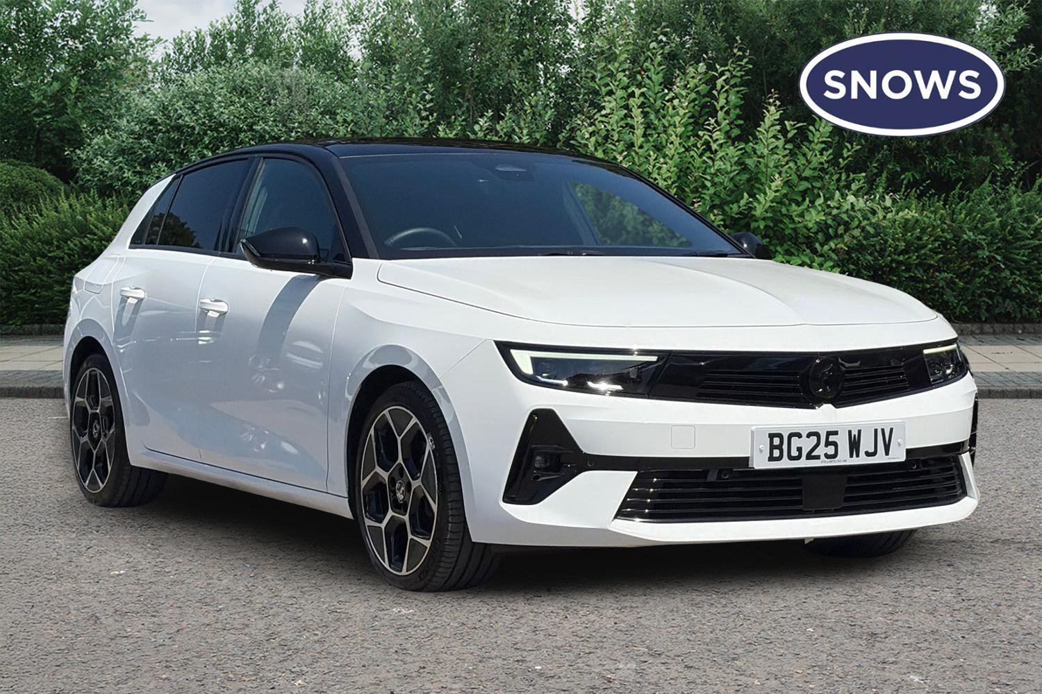 Main listing image - Vauxhall Astra