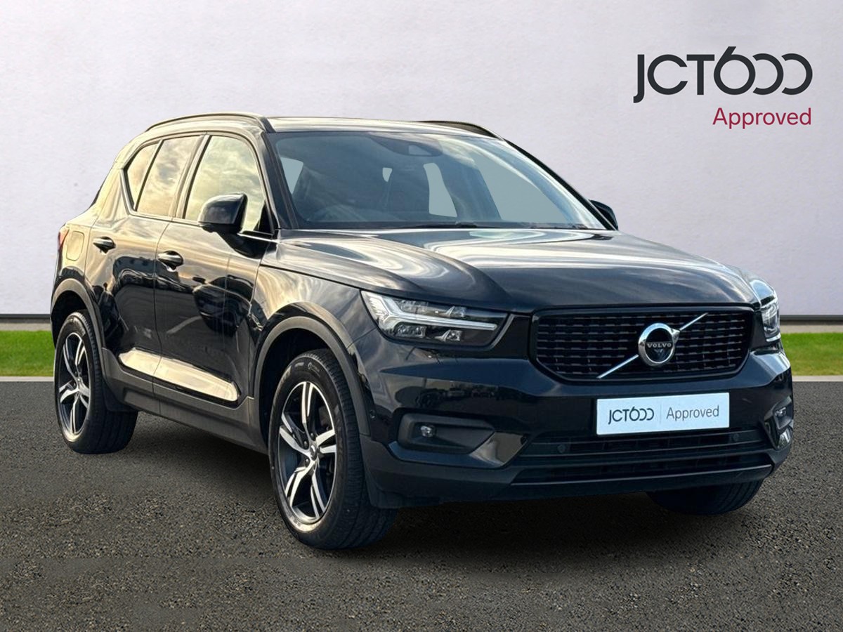 Main listing image - Volvo XC40