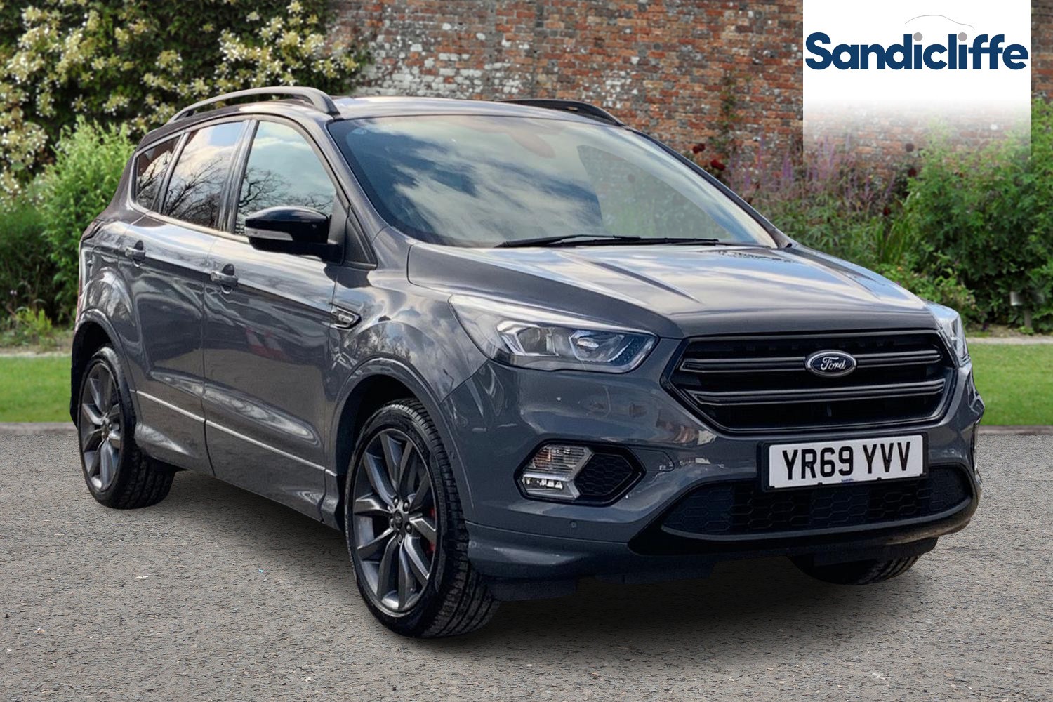 Main listing image - Ford Kuga