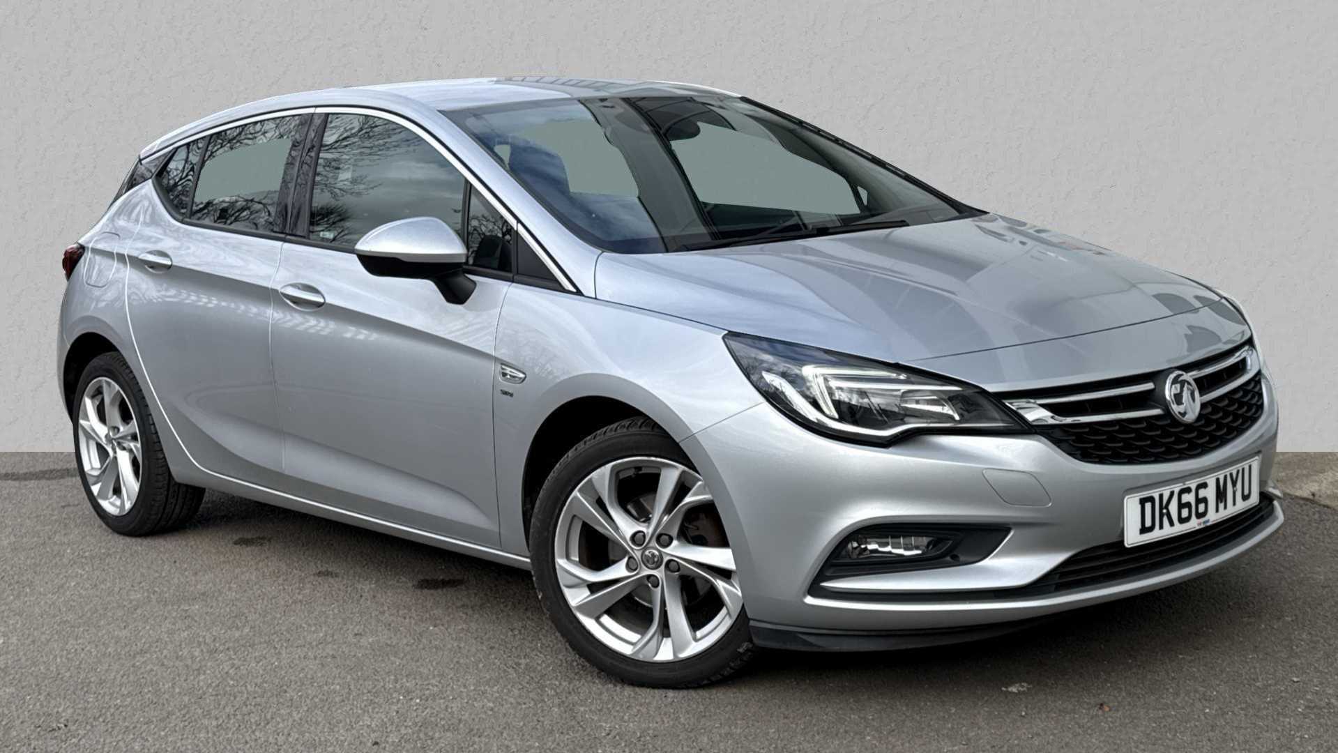 Main listing image - Vauxhall Astra