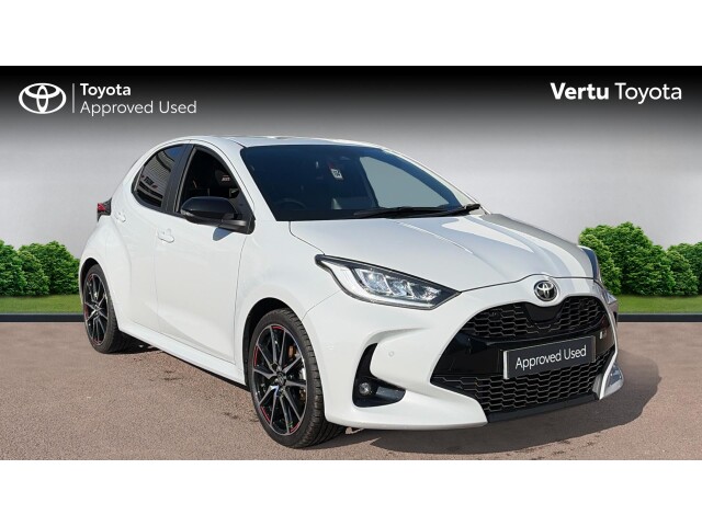 Main listing image - Toyota Yaris