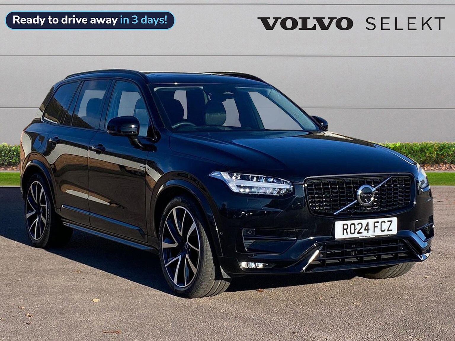 Main listing image - Volvo XC90