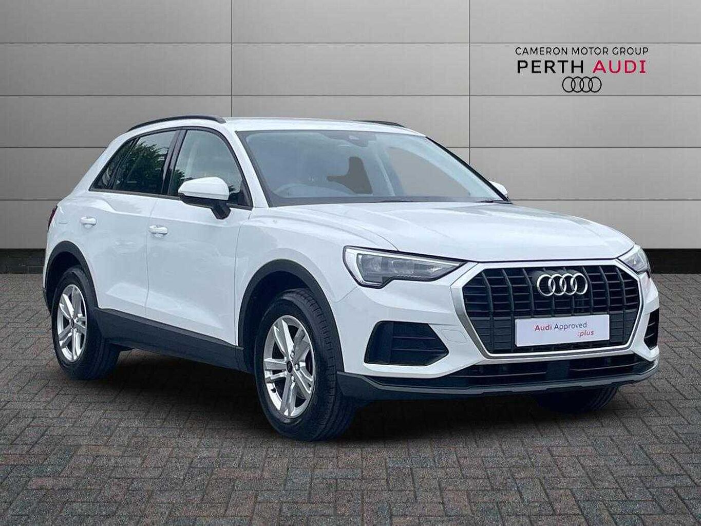 Main listing image - Audi Q3