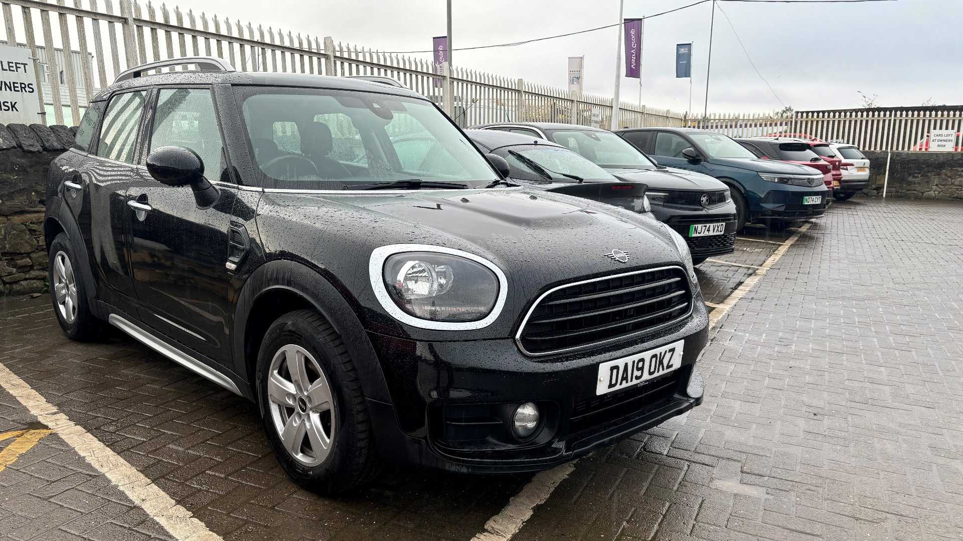 Main listing image - MINI Countryman