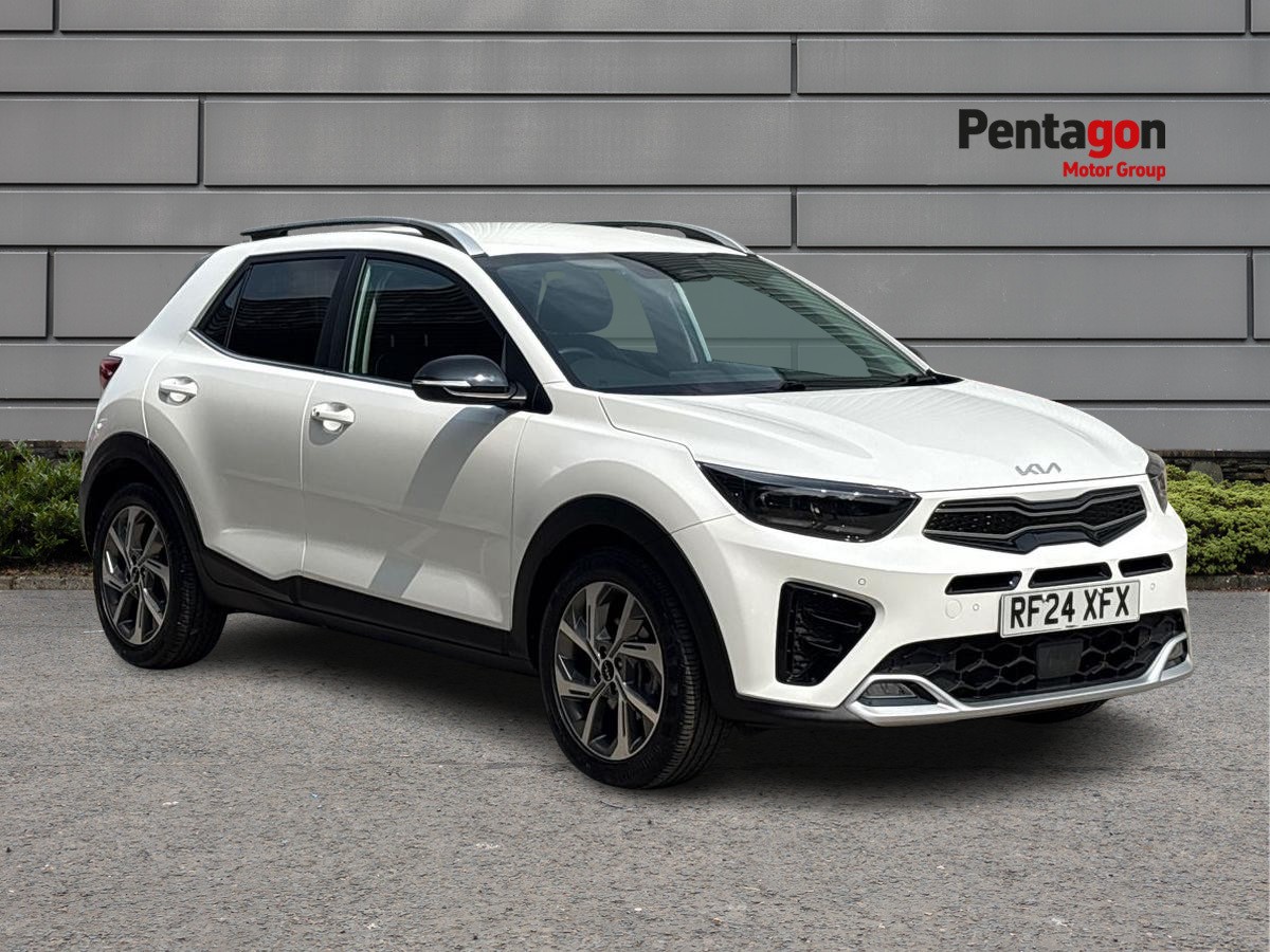 Main listing image - Kia Stonic