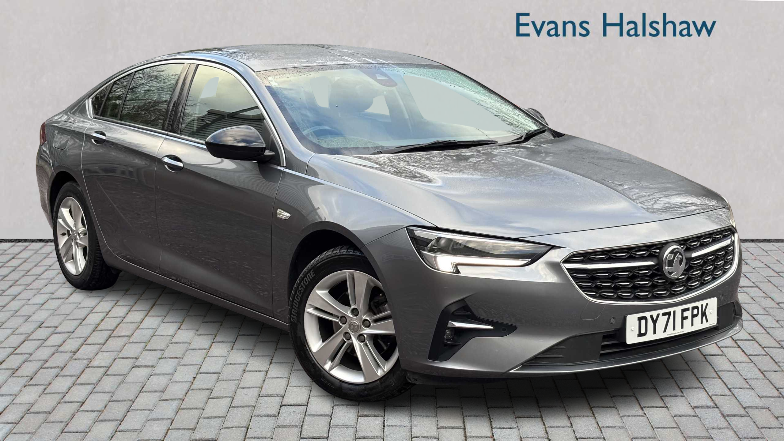Main listing image - Vauxhall Insignia