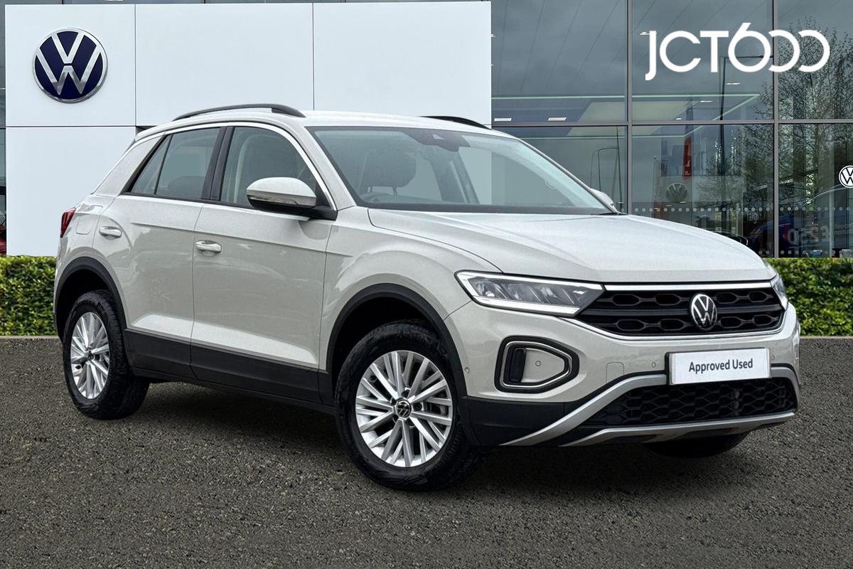 Main listing image - Volkswagen T-Roc