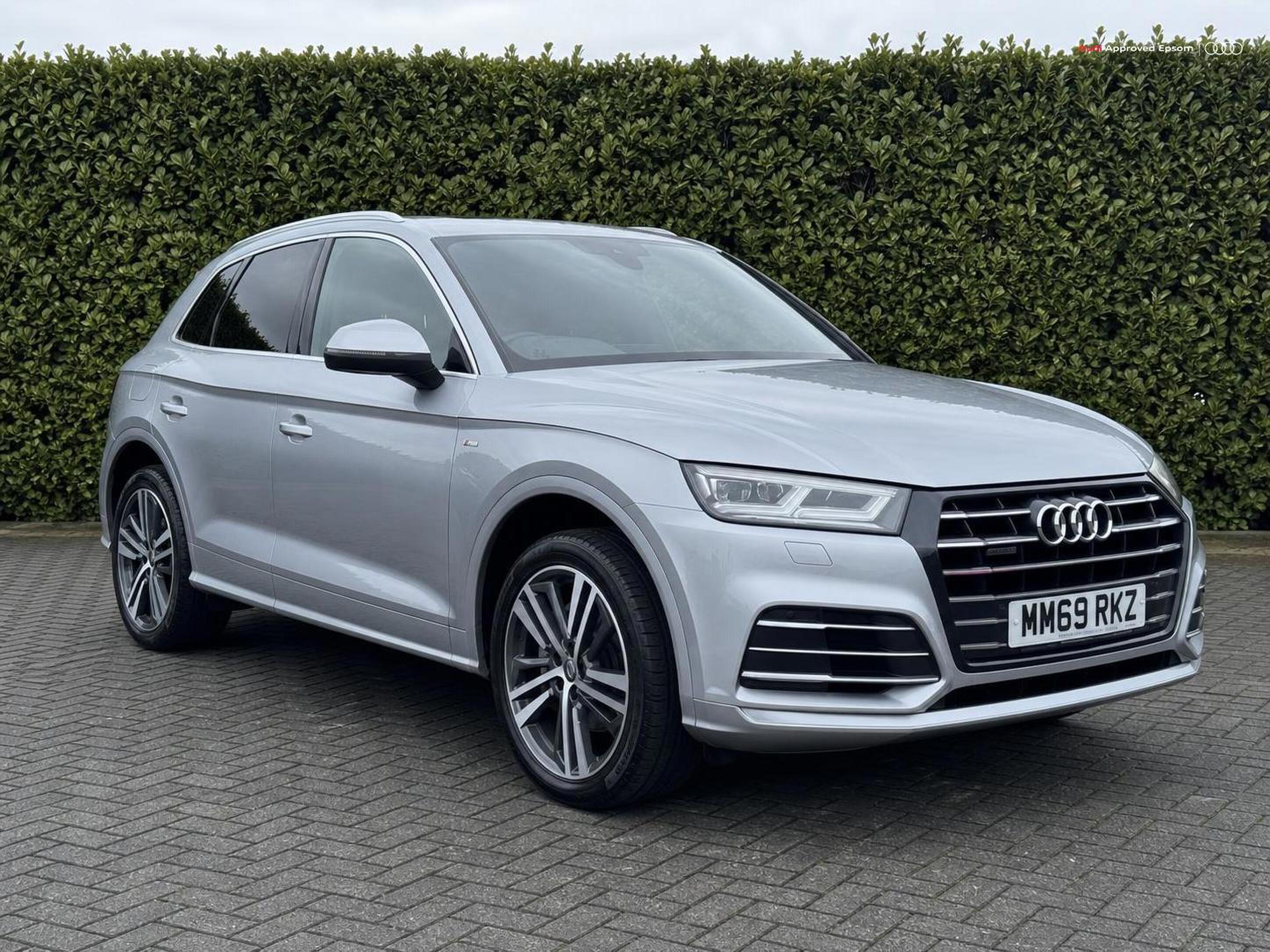Main listing image - Audi Q5