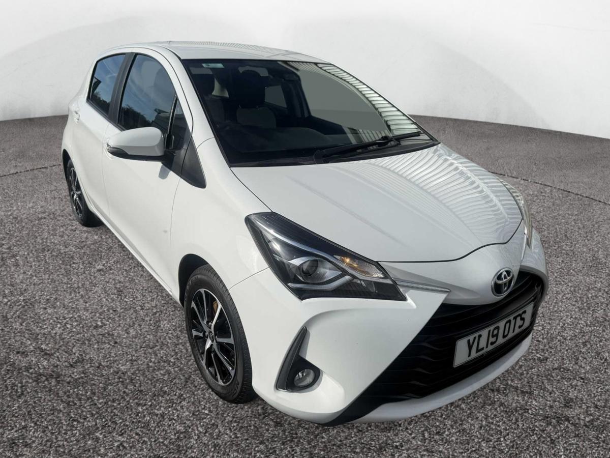 Main listing image - Toyota Yaris