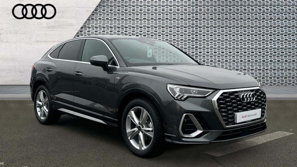 Main listing image - Audi Q3