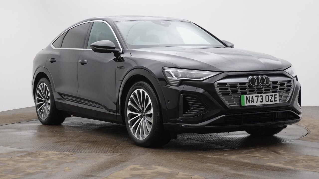 Main listing image - Audi Q8 e-tron