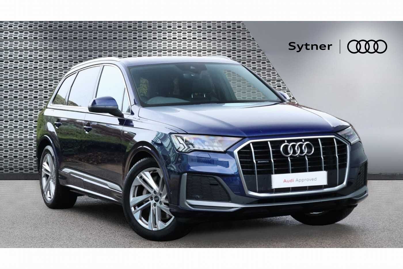 Main listing image - Audi Q7