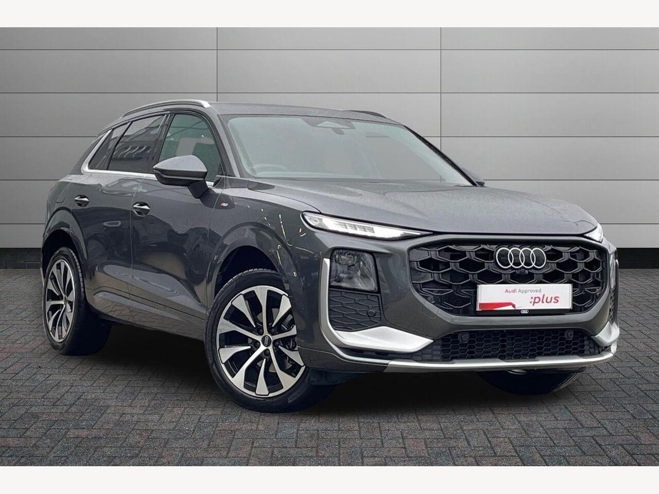 Main listing image - Audi Q3