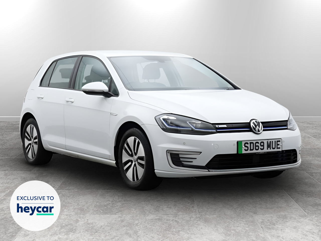 Main listing image - Volkswagen e-Golf