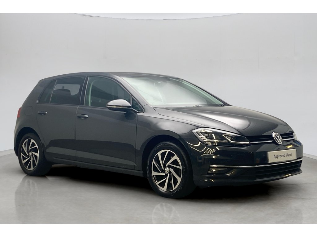 Main listing image - Volkswagen Golf