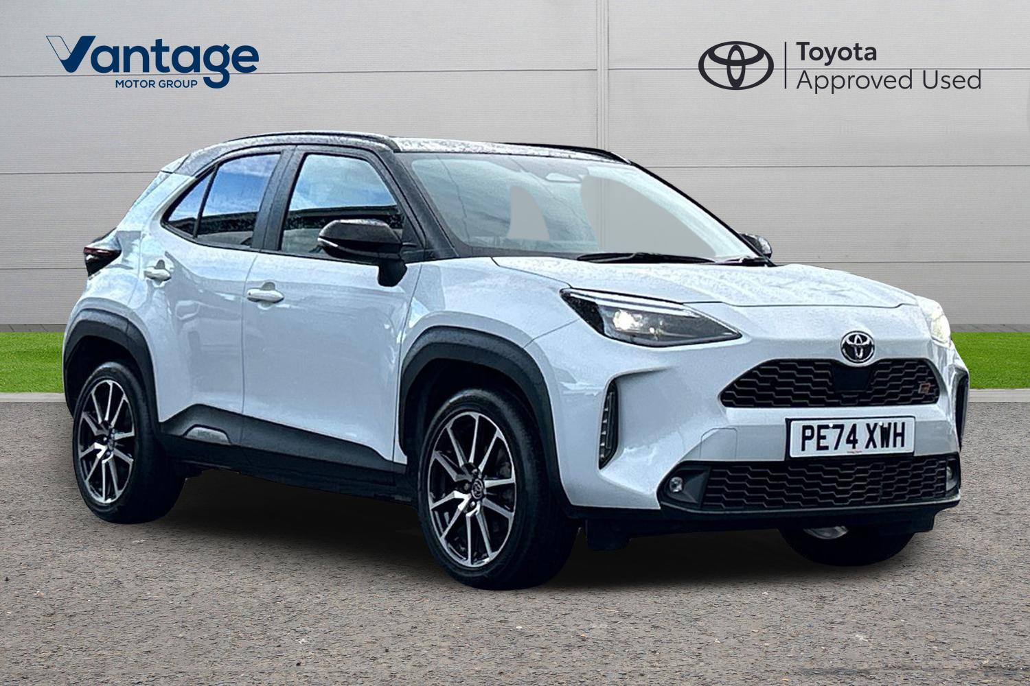 Main listing image - Toyota Yaris Cross