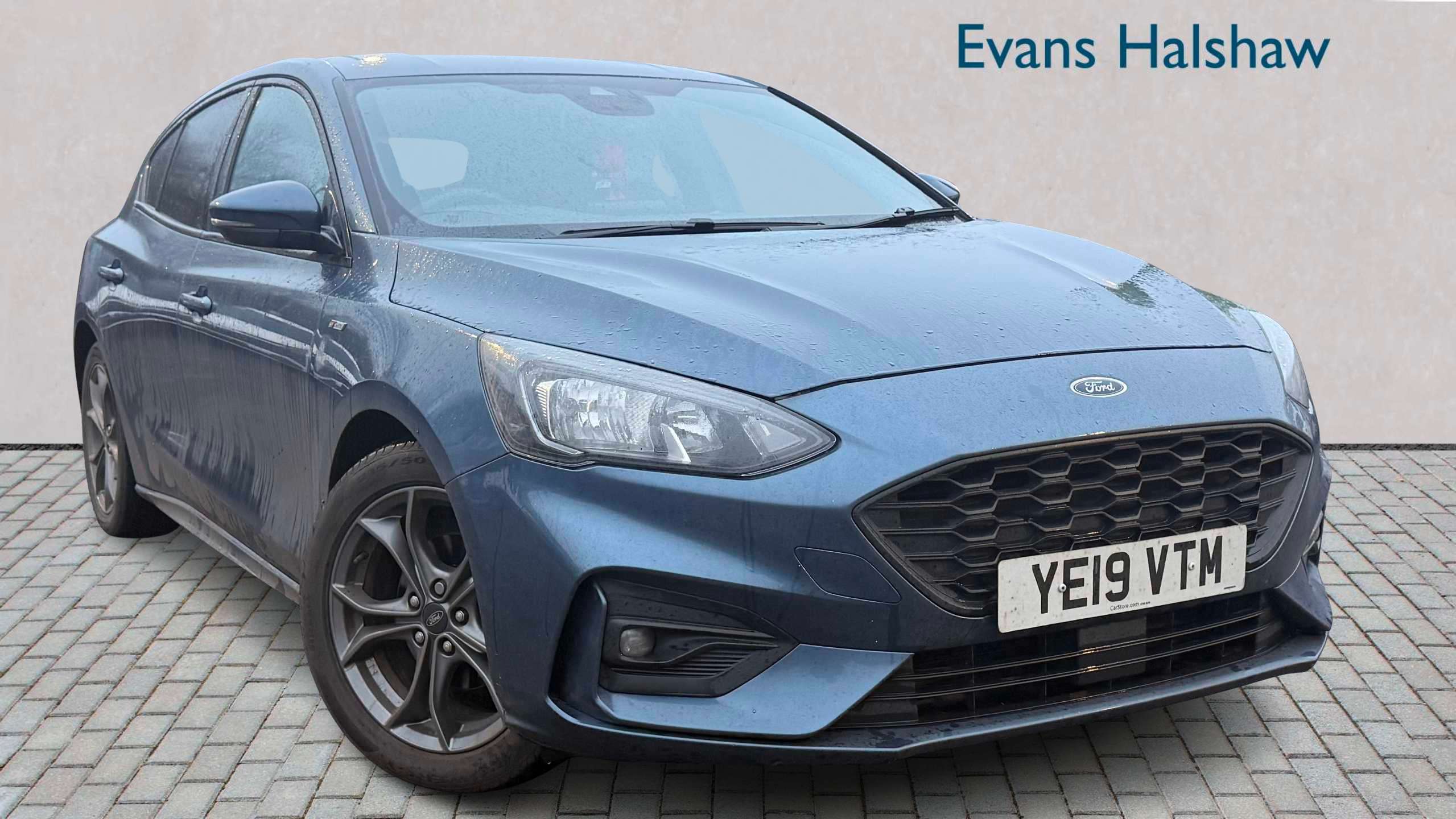 Main listing image - Ford Focus