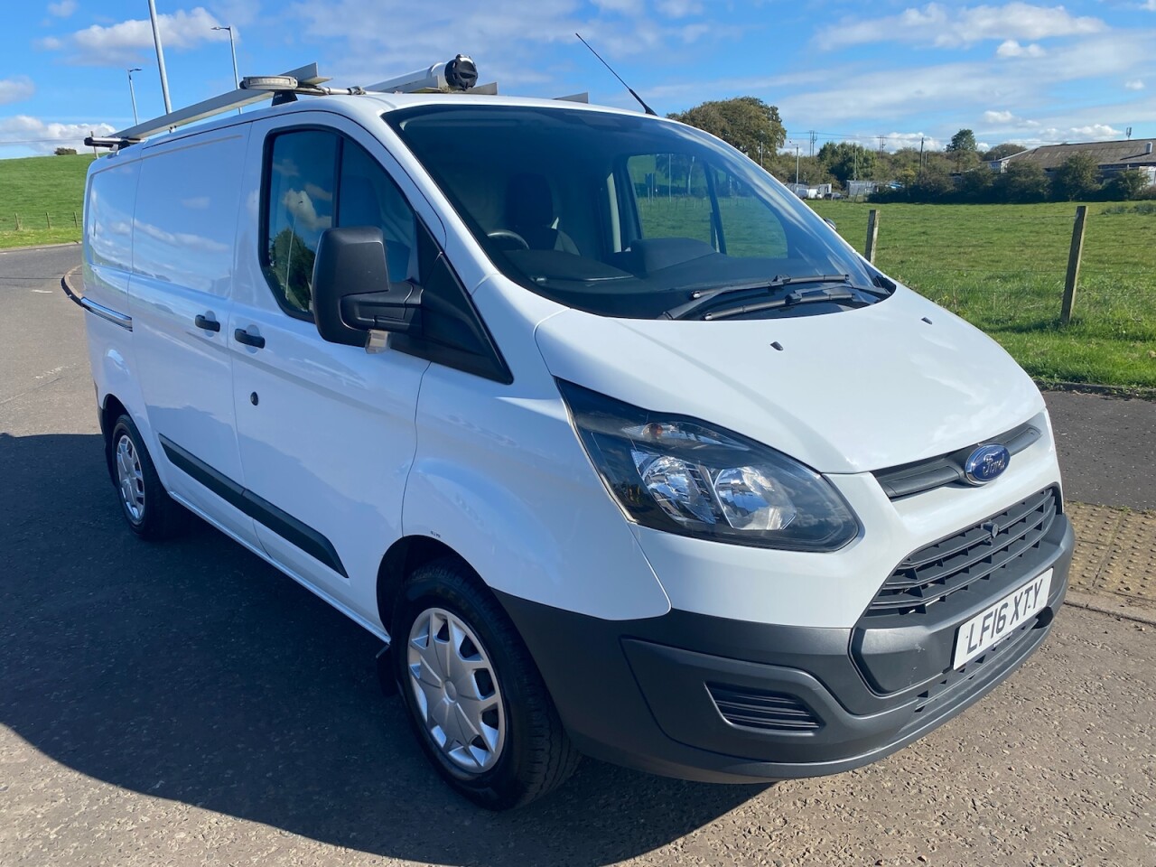 Main listing image - Ford Transit Custom