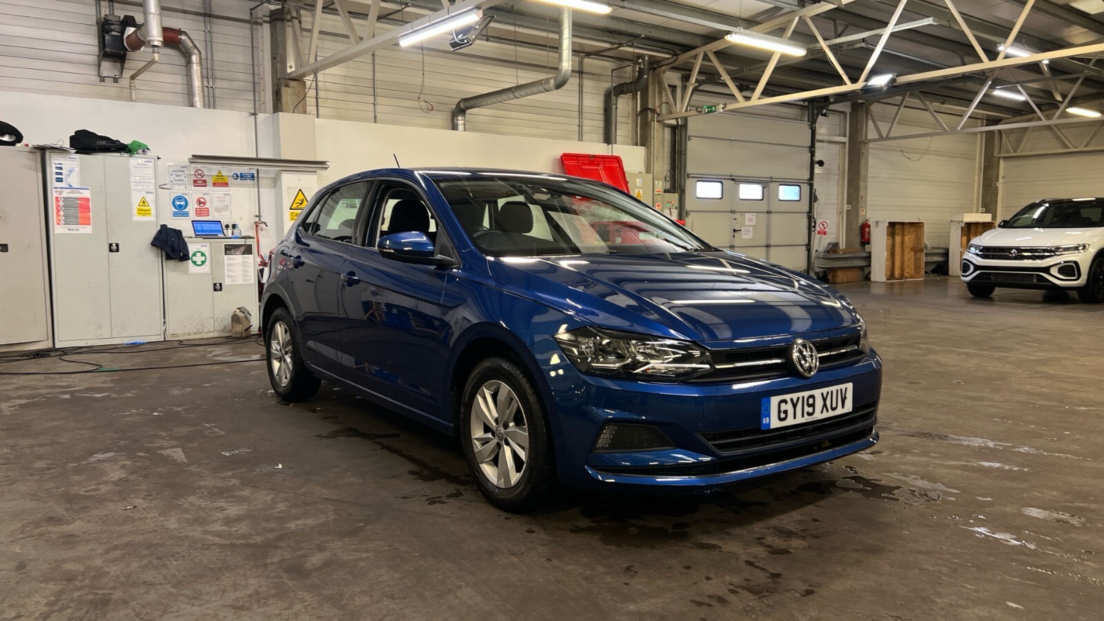 Main listing image - Volkswagen Polo