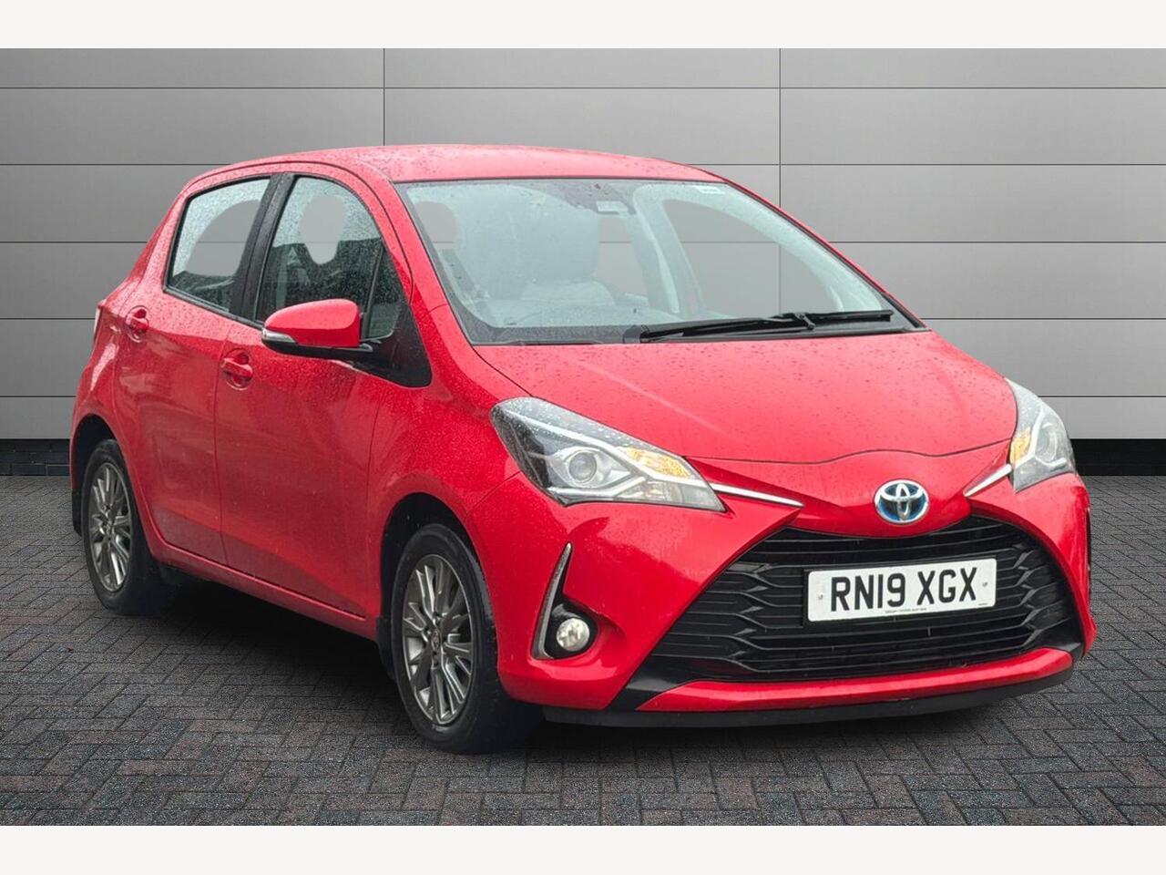 Main listing image - Toyota Yaris