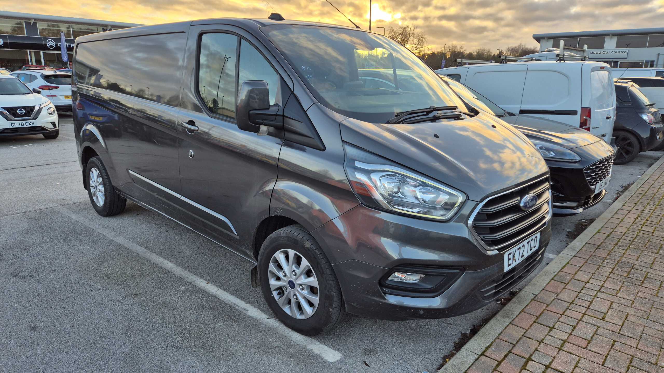 Main listing image - Ford Transit Custom