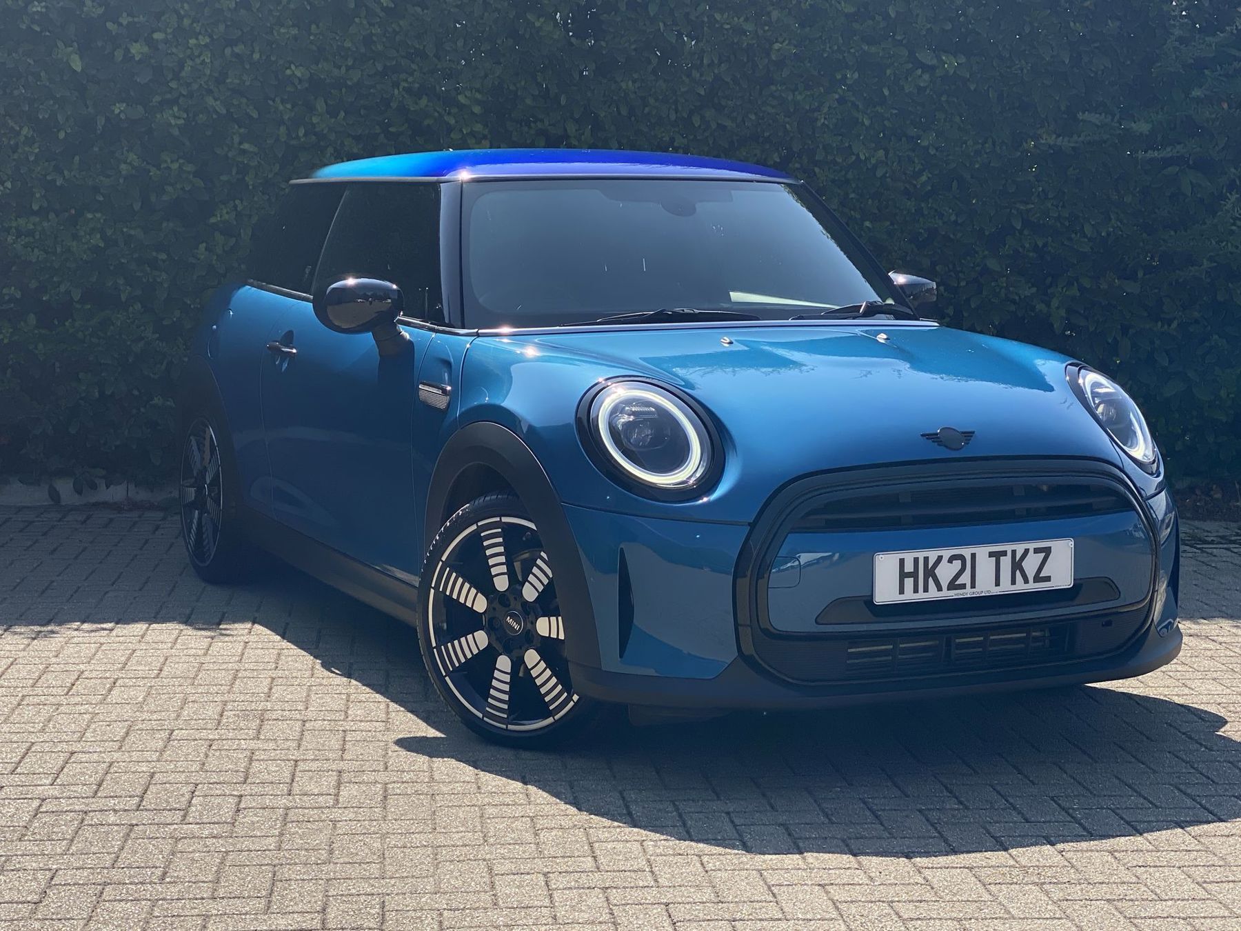 Main listing image - MINI Hatchback