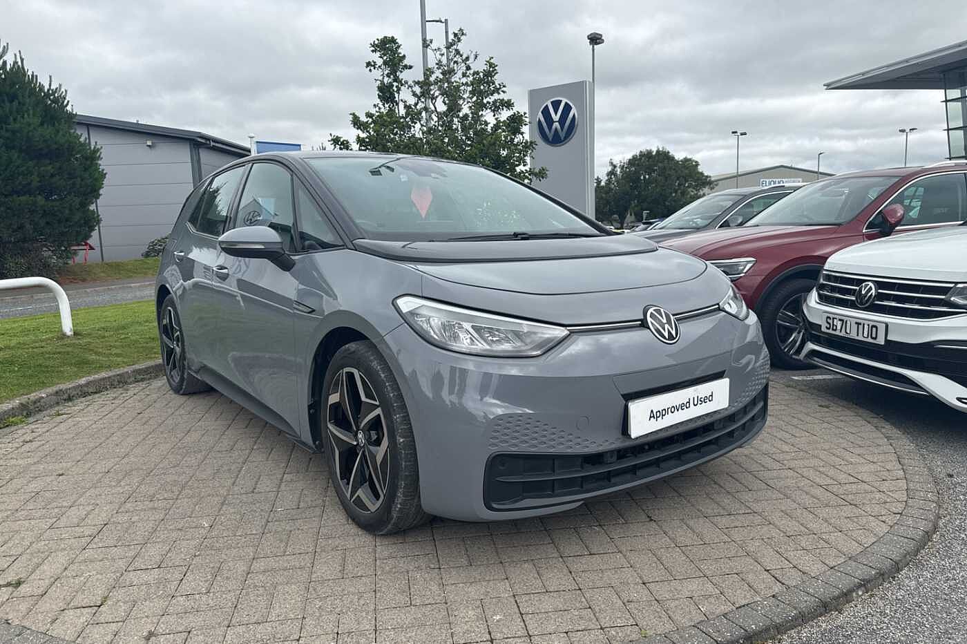Main listing image - Volkswagen ID.3