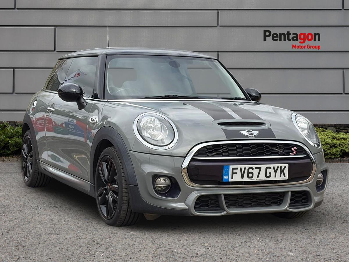 Main listing image - MINI Hatchback