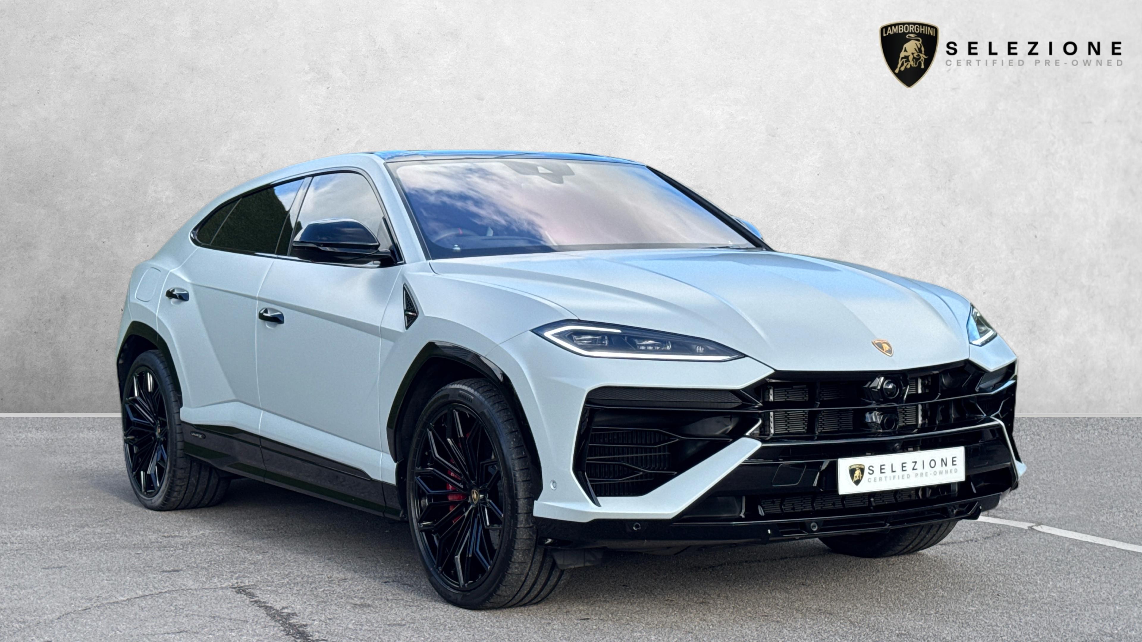 Main listing image - Lamborghini Urus