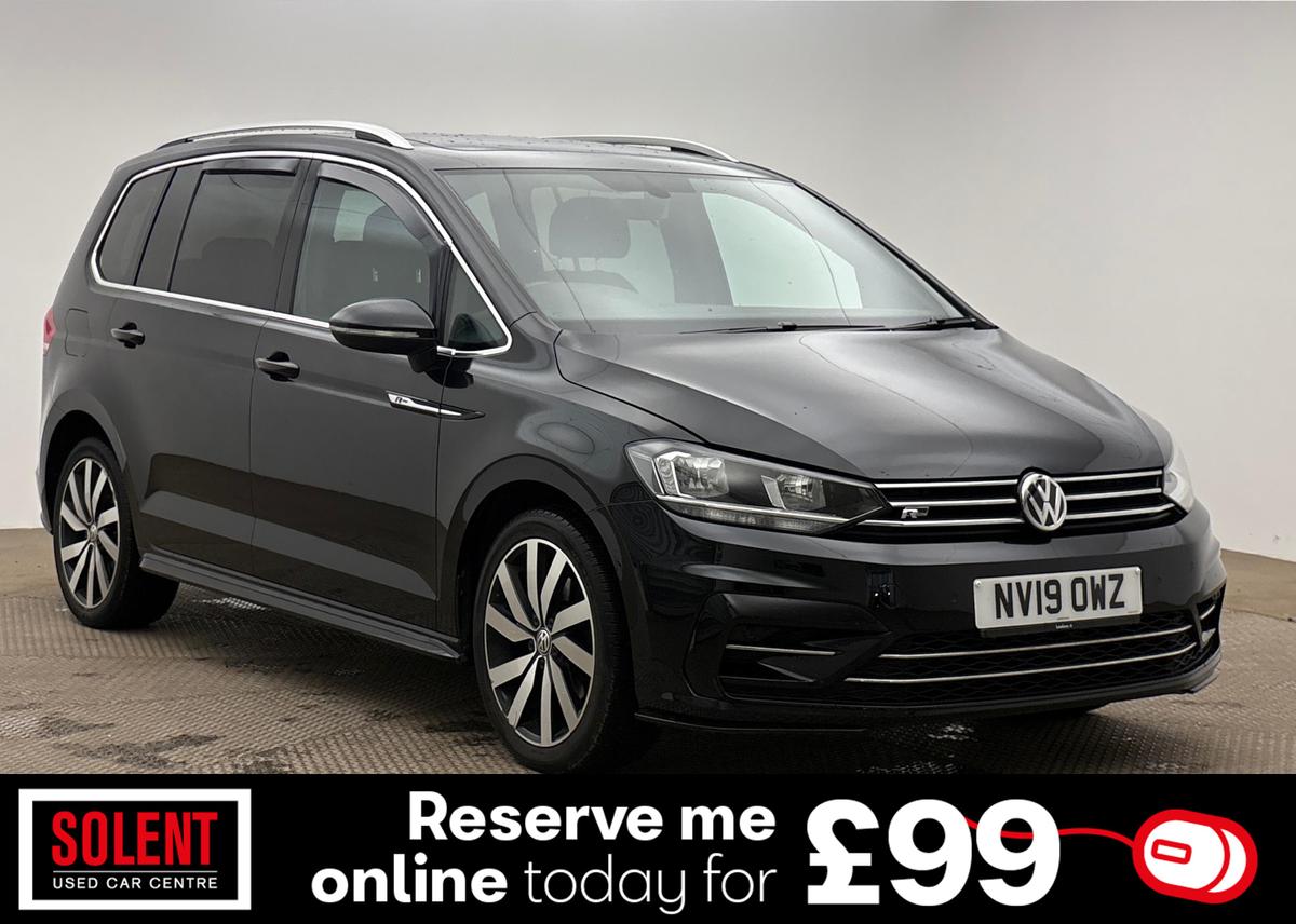 Main listing image - Volkswagen Touran
