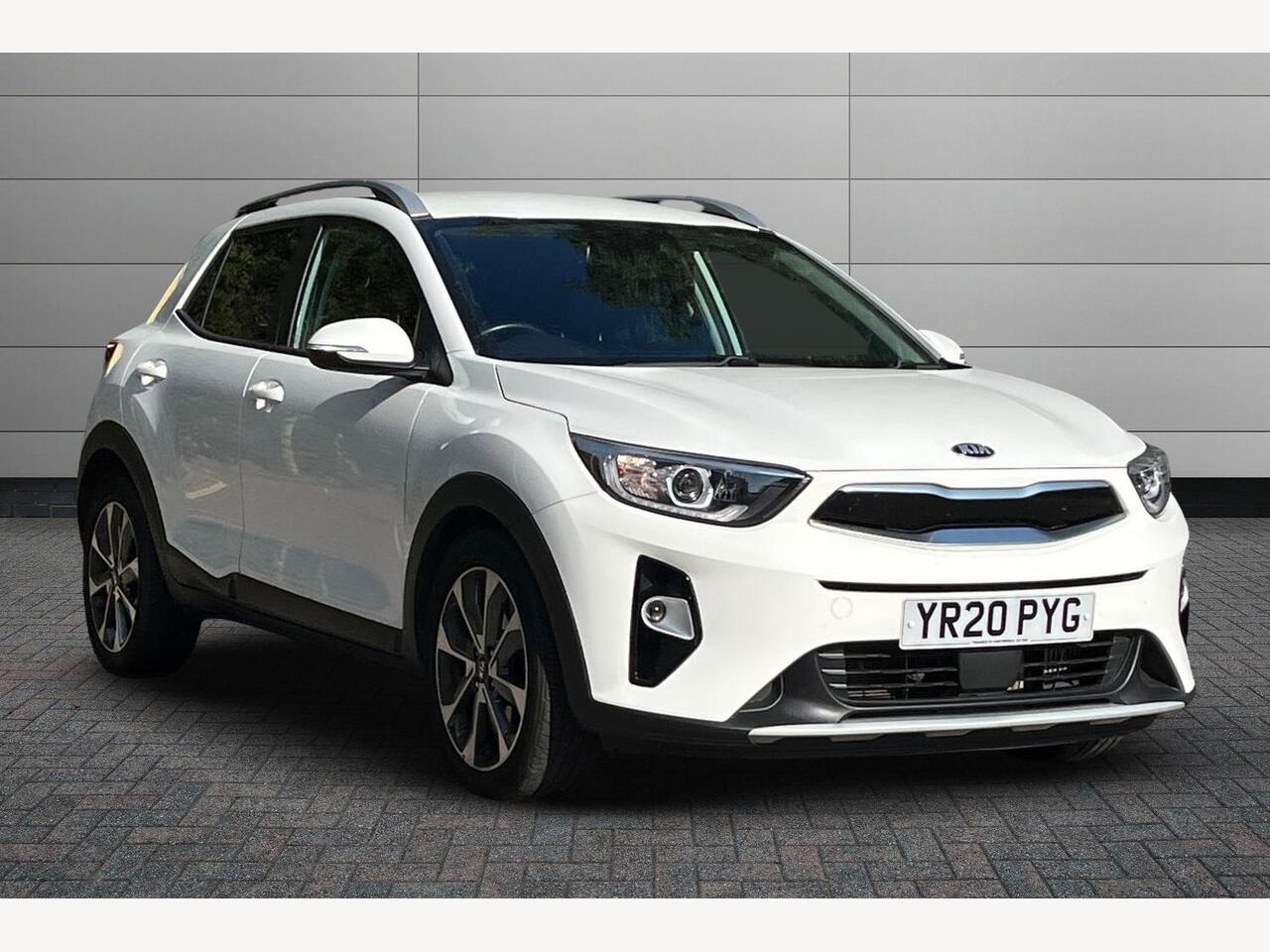 Main listing image - Kia Stonic