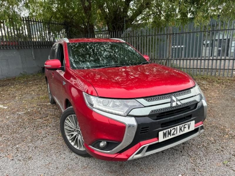 Main listing image - Mitsubishi Outlander