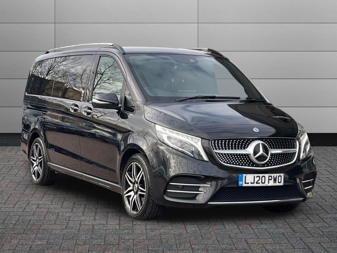 Main listing image - Mercedes-Benz V-Class