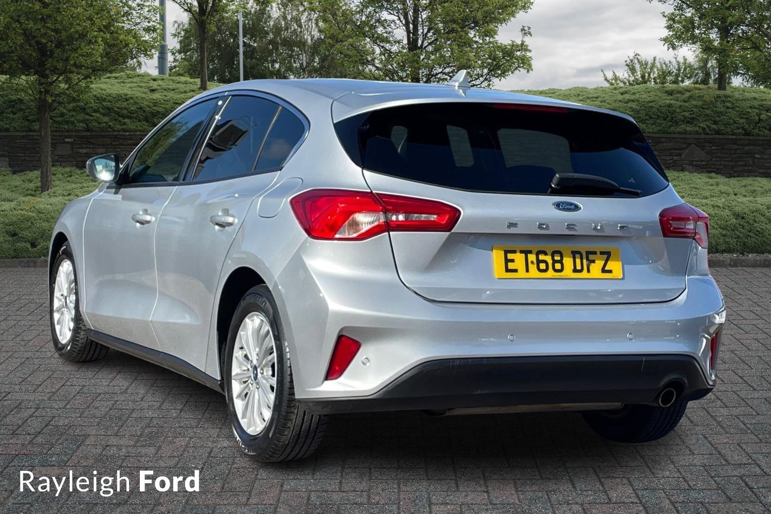 Main listing image - Ford Focus