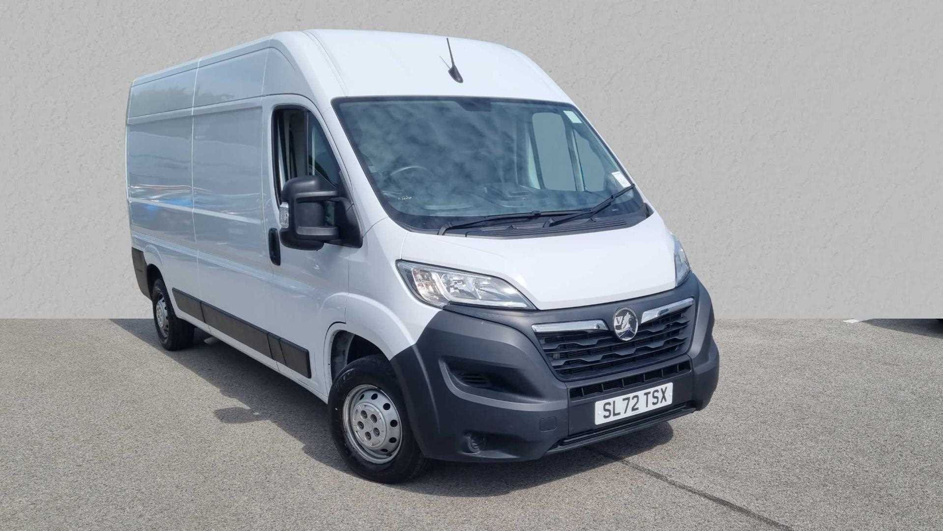 Main listing image - Vauxhall Movano