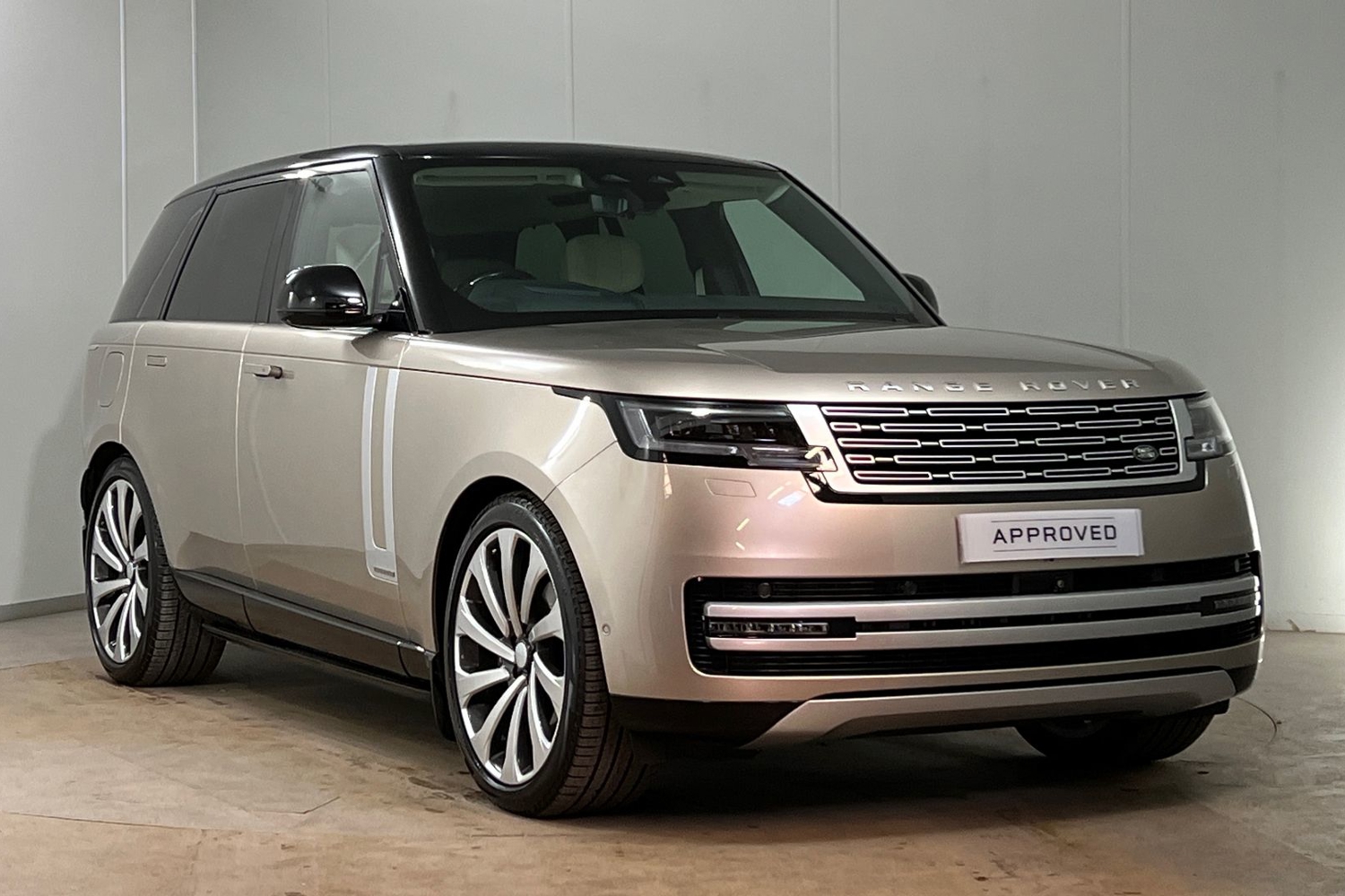 Main listing image - Land Rover Range Rover