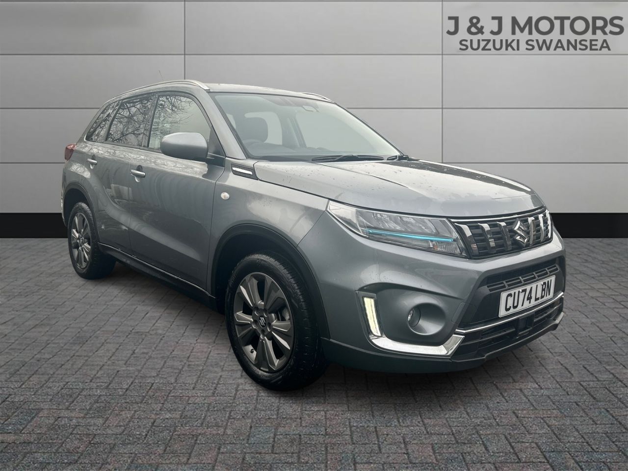 Main listing image - Suzuki Vitara